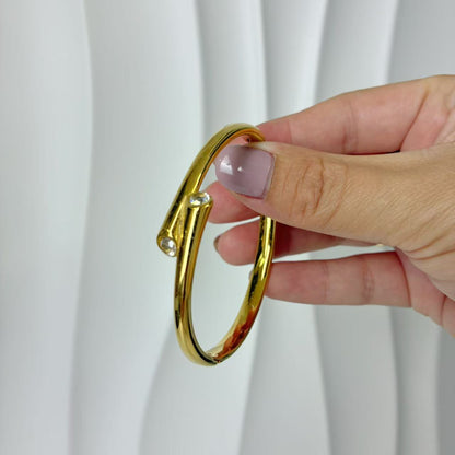 (B147)Bracciale rigido donna in acciaio inox