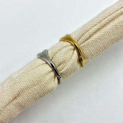 Anello “Intreccio di Brillanti” – Eleganza Stratificata e Luce Sofisticata