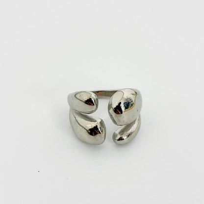 Anello Aperto – Linee Organiche a Doppia Goccia
