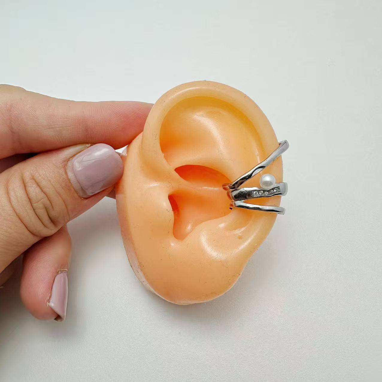 (E032)Ear cuff mezza farfalla