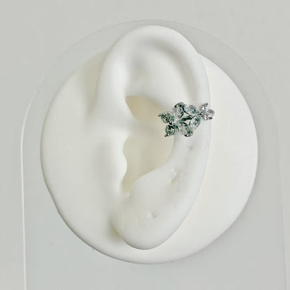 Ear cuff “Petalo” – La delicatezza che brilla