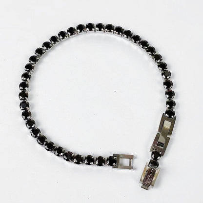 Bracciale “Filo di Energia” – Sequenza Brillante dal Segno Deciso