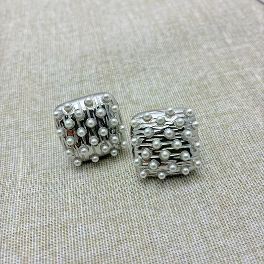 (O163)Orecchini quadrati con perline