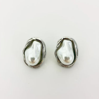 Orecchini Perla Irregolare – Design Avvolgente