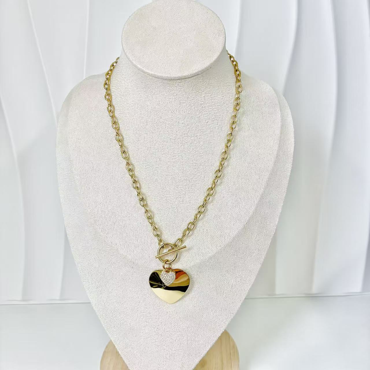 (C255)Collana con cuori in acciaio inox