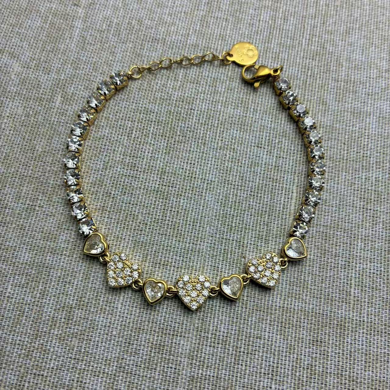 (B188)Bracciale tennis cuori