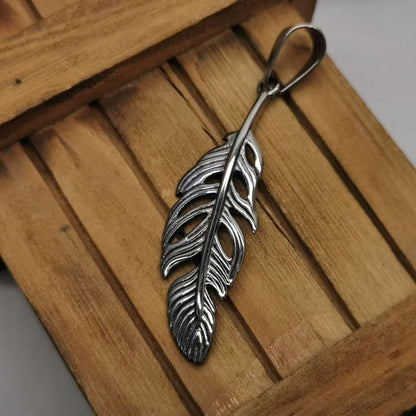 (C336)Collana Uomo Pendente Piuma Vintage