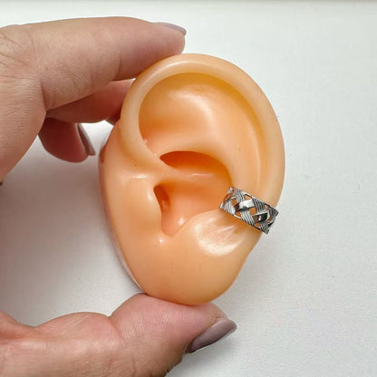 (E050)Ear cuff
