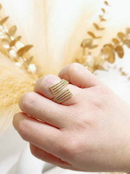 Anello regolabile con strass in ottone (A19)