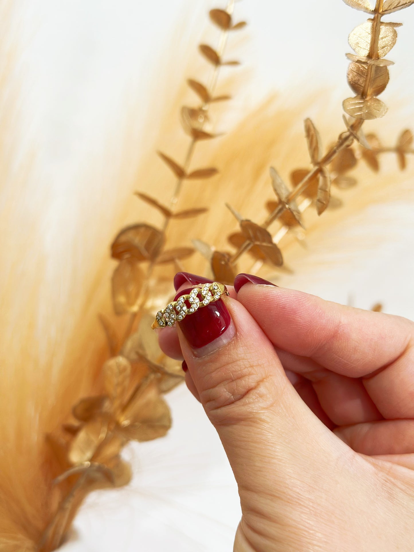 Anello con strass forma catena regolabile acciaio inox (A4)