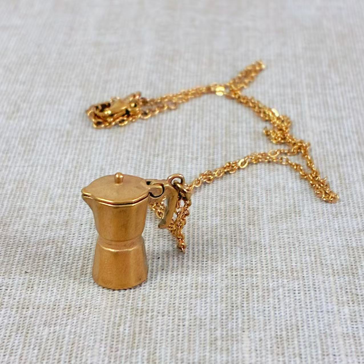 Collana con pendente moka