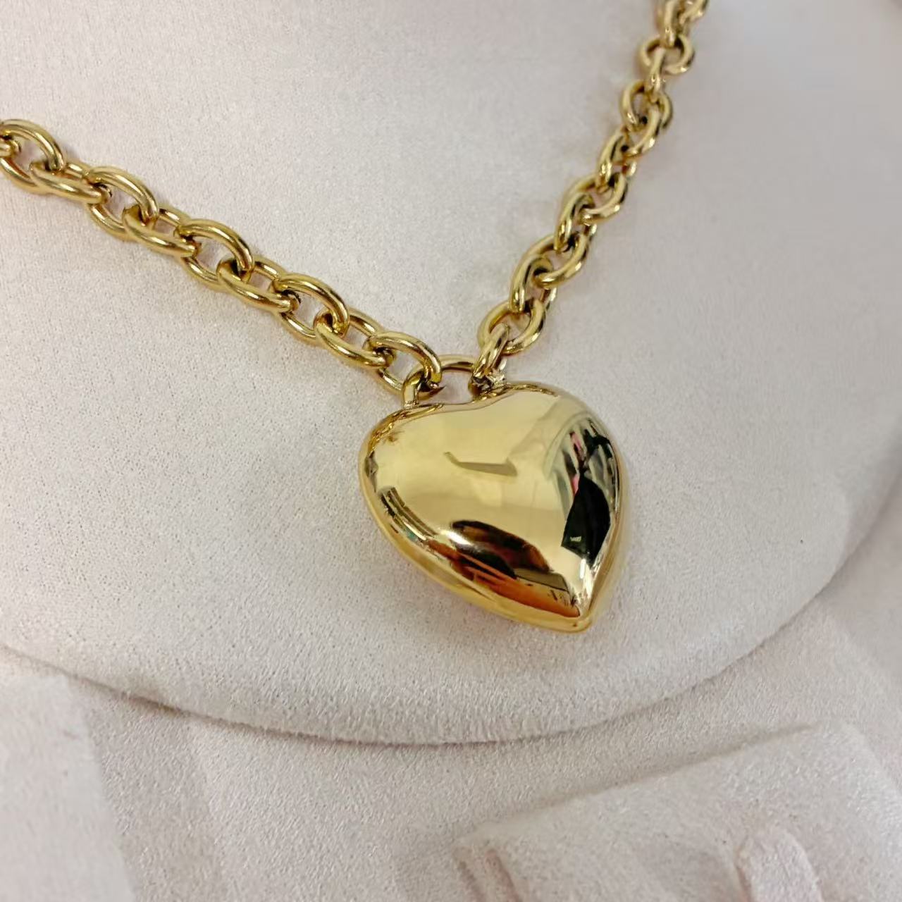 Collana “Bold Heart”