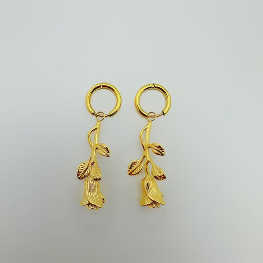 (O153)Orecchini hoop con rose