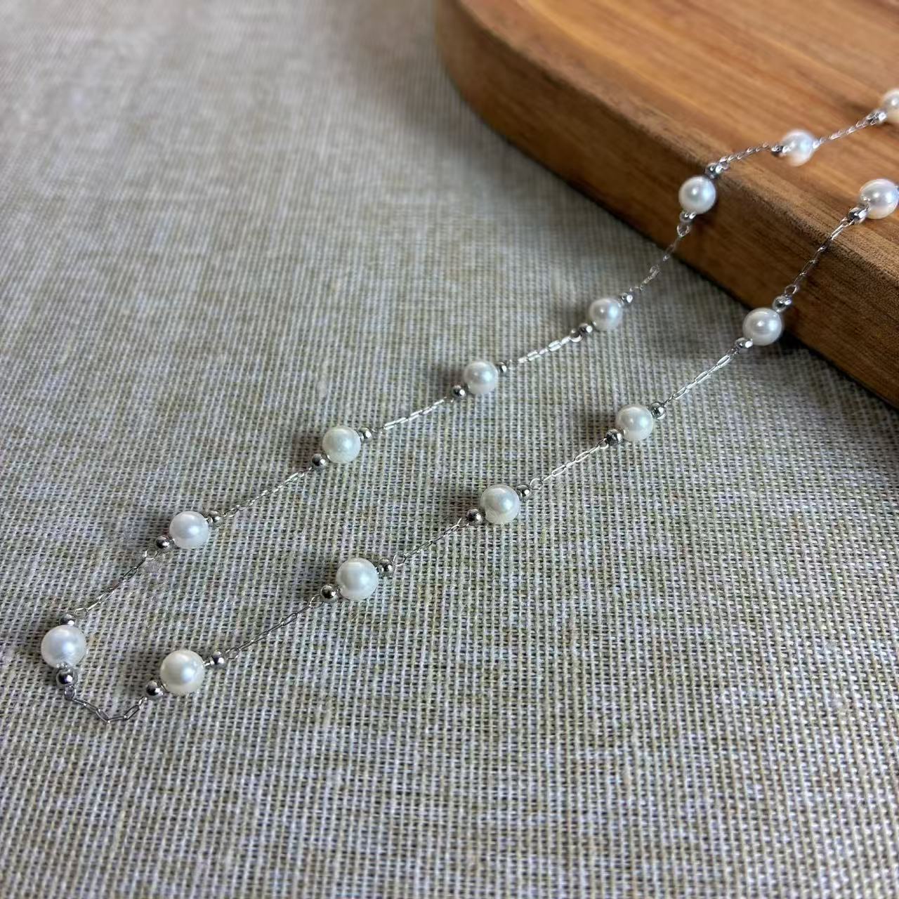 Collana “Perla Luminosa” – Semplicità che incanta