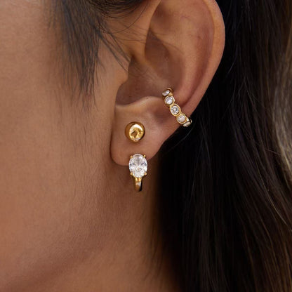 Ear cuff singolo — Luminosità Continua e Stile Raffinato