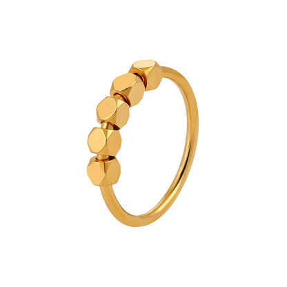 Anello “Geo Chic” – Minimalismo Geometrico in Oro