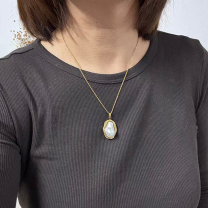 Collana Perla Irregolare – Pendente Sagoma Fluida