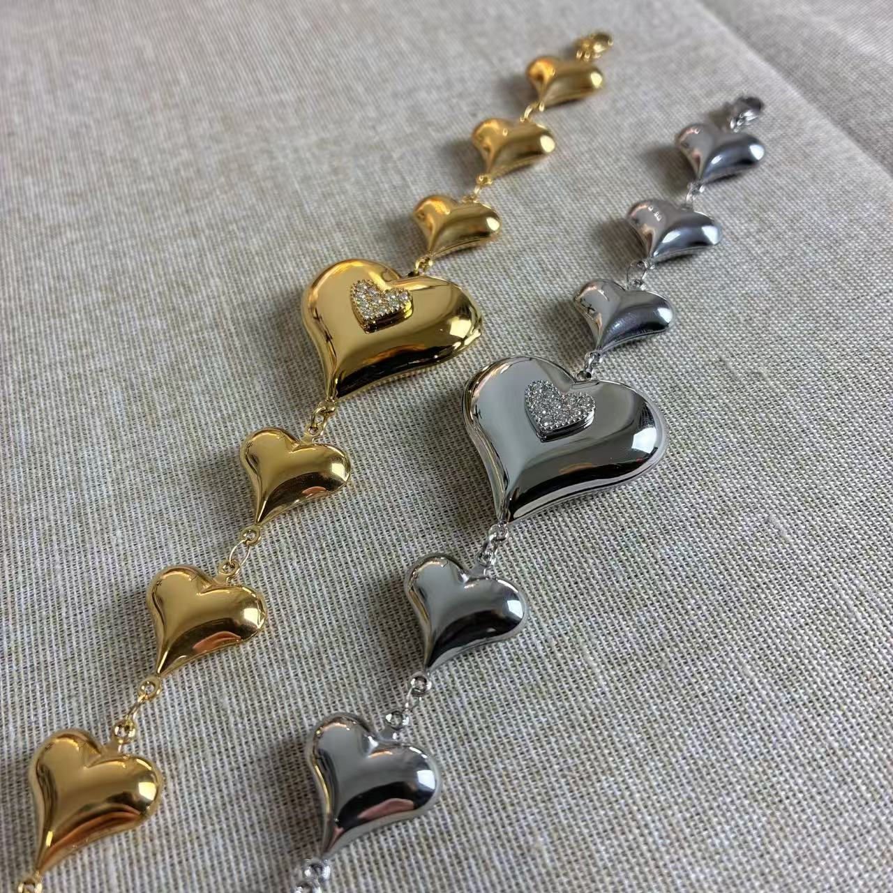 Bracciale “Cuore Vivo” – L’amore prende forma