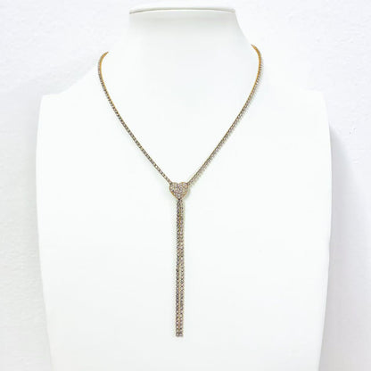 Collana “Cuore di Luce” – Brillantezza Romantica a Effetto Y