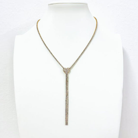 Collana “Cuore di Luce” – Brillantezza Romantica a Effetto Y