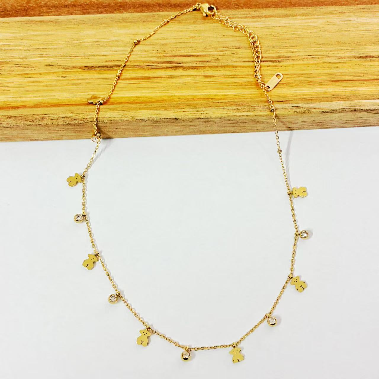 Collana “Dolce Orsetto” – Tenerezza e Stile Quotidiano