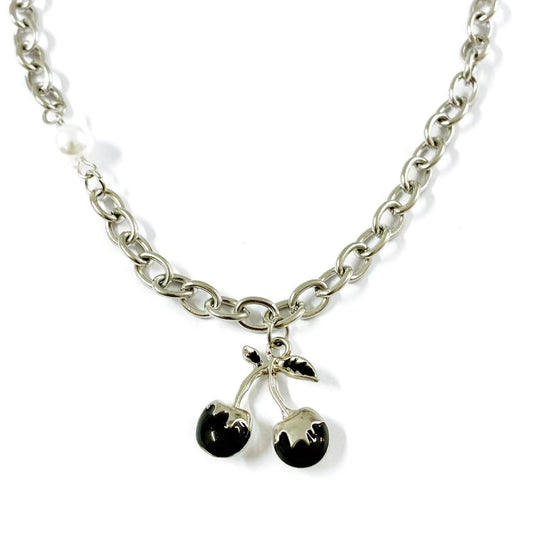 Collana “Ciliegie di Mezzanotte”