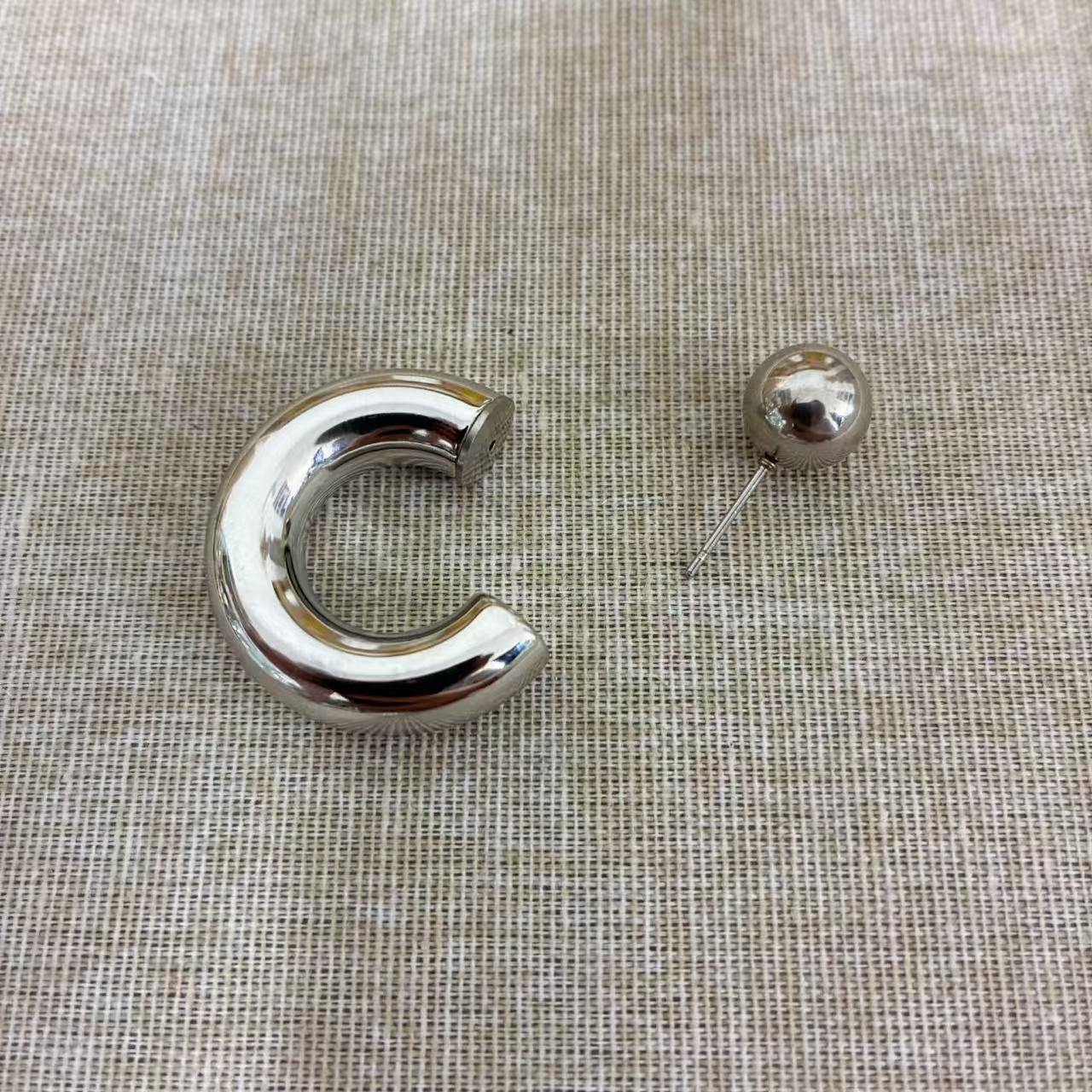 (O192)Orecchini cerchi bombati