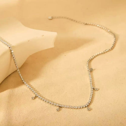 Collana Tennis con Pendenti – Eleganza Delicata e Luminosità Quotidiana