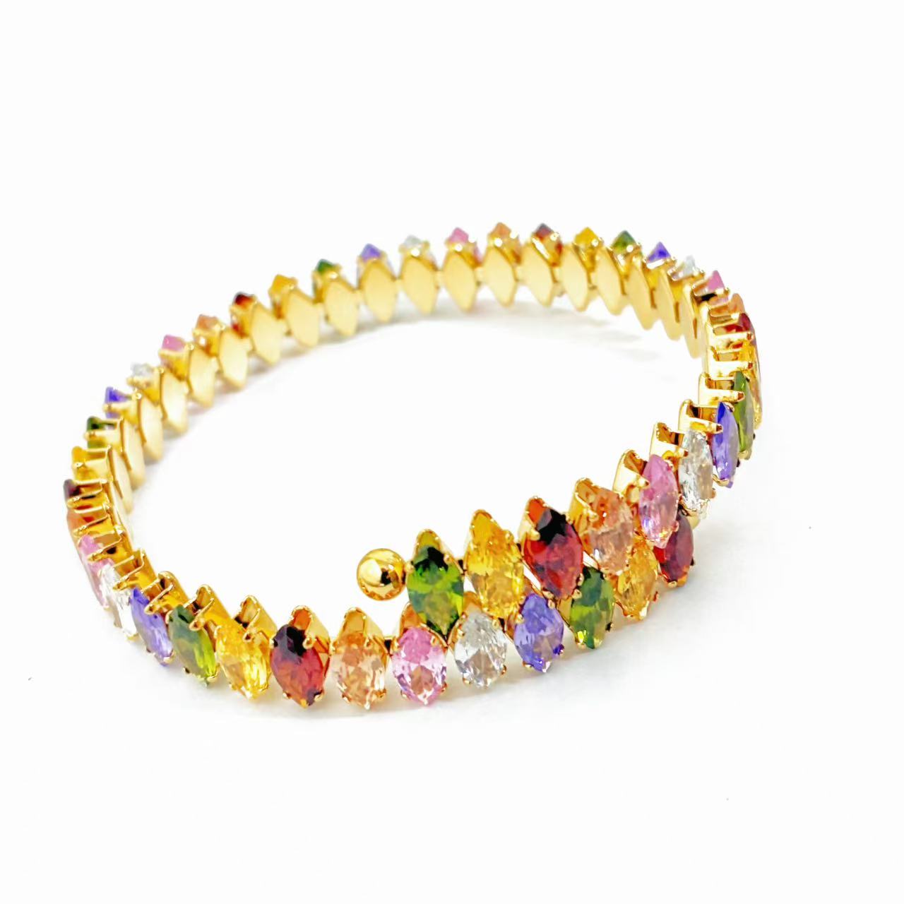 Bracciale con Pietre Multiformi – Eleganza Luminosissima