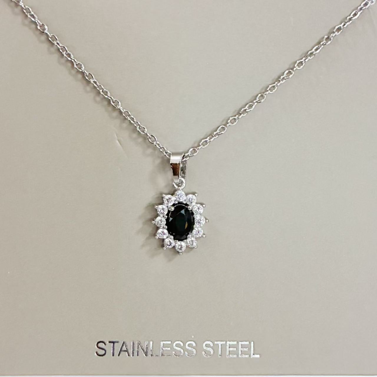 Collana “Regina di Luce”