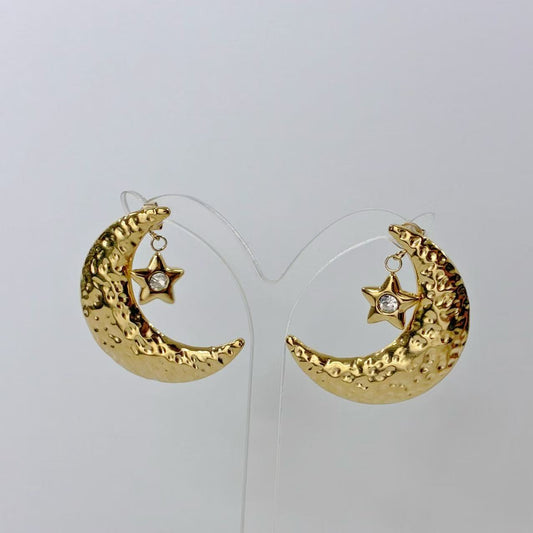 Orecchini “Luna & Stella Dorata” – Eleganza Celestiale e Charme Brillante