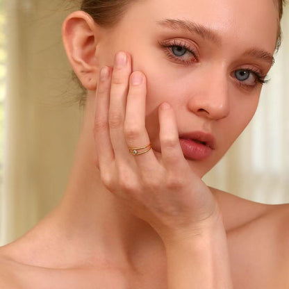 Anello “Orbita Intima” – Dialogo Sottile tra Linee e Dettaglio