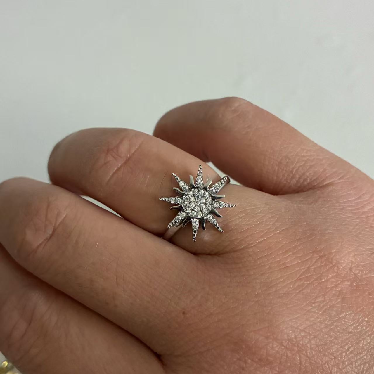 Anello Sole Splendente