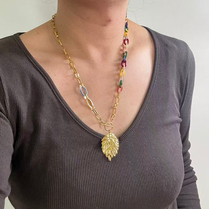 Collana “Foglia in Viaggio”