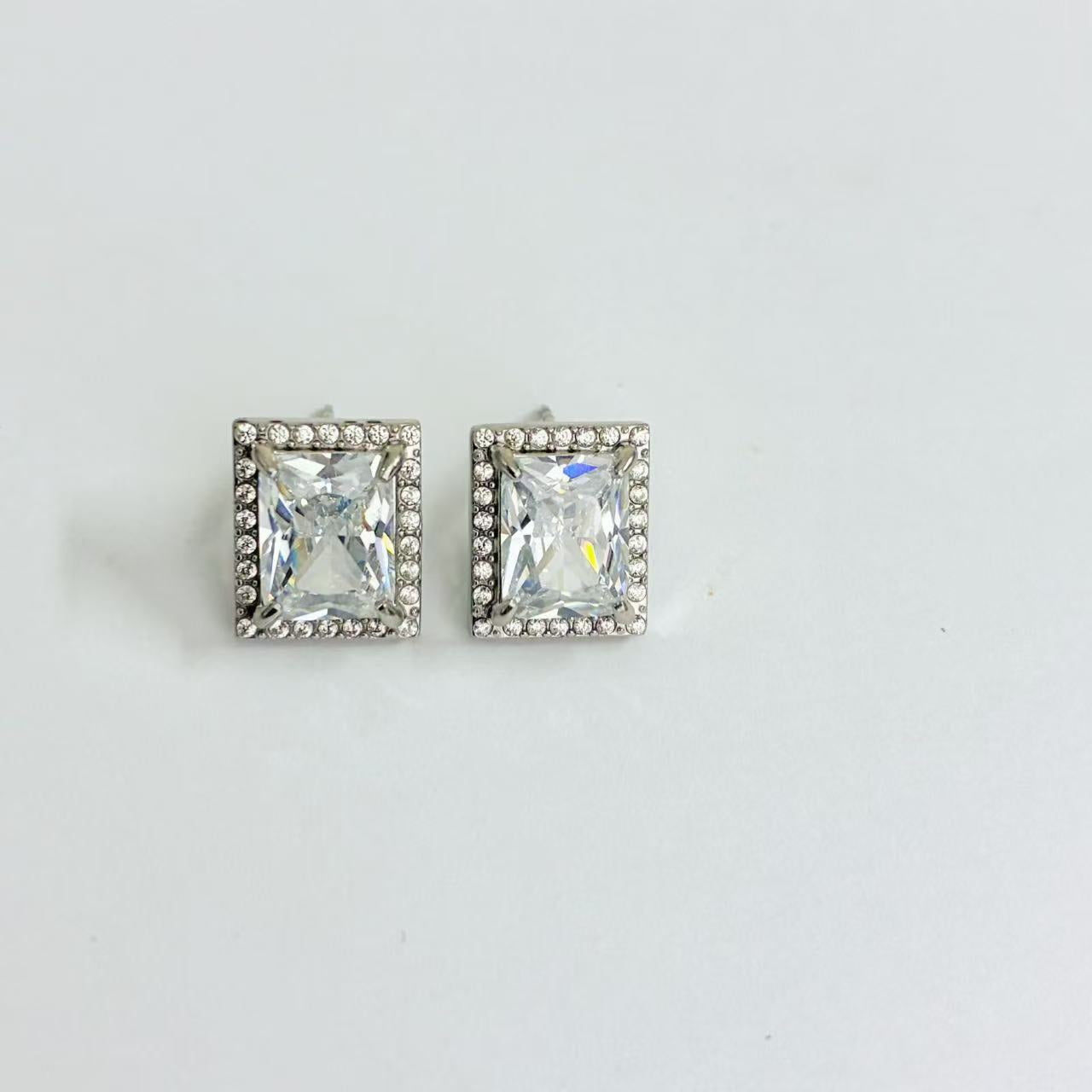 Orecchini “Luce Reale” con Zircone