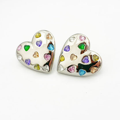 Orecchini a Cuore con Dettagli Mini Gemme – Stile Dolce & Luminoso