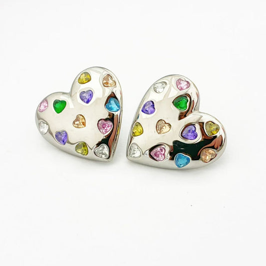 Orecchini a Cuore con Dettagli Mini Gemme – Stile Dolce & Luminoso