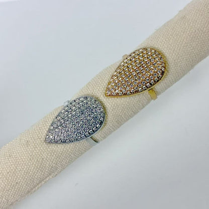 Anello “Goccia di Brillanti” – Eleganza Scultorea e Luce Infinita