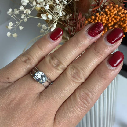 Anello “Splendore Sovrapposto” – Eleganza Luminosissima in Stile Stackable