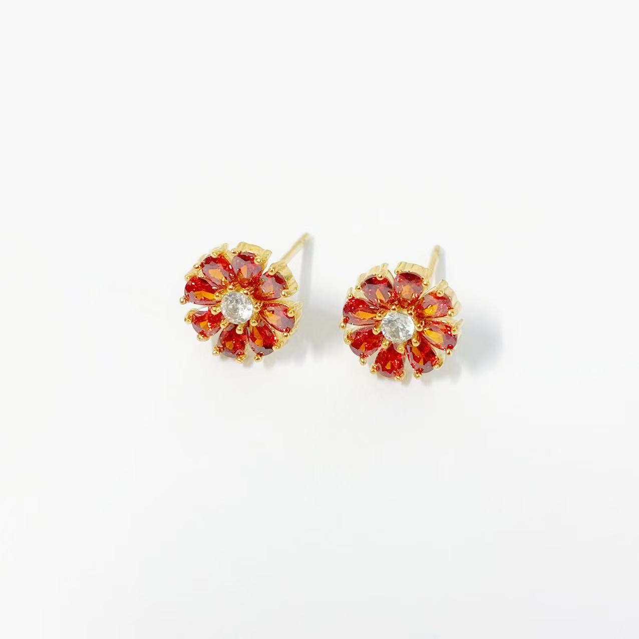 Orecchini Fiore di Cristalli – Petali Luminosi