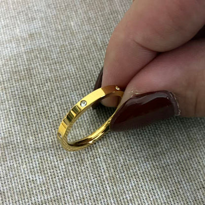 Anello “Linea di Eleganza”