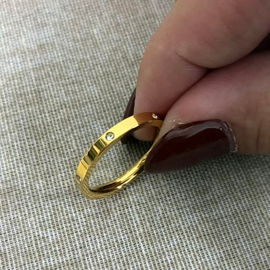 Anello “Linea di Eleganza”