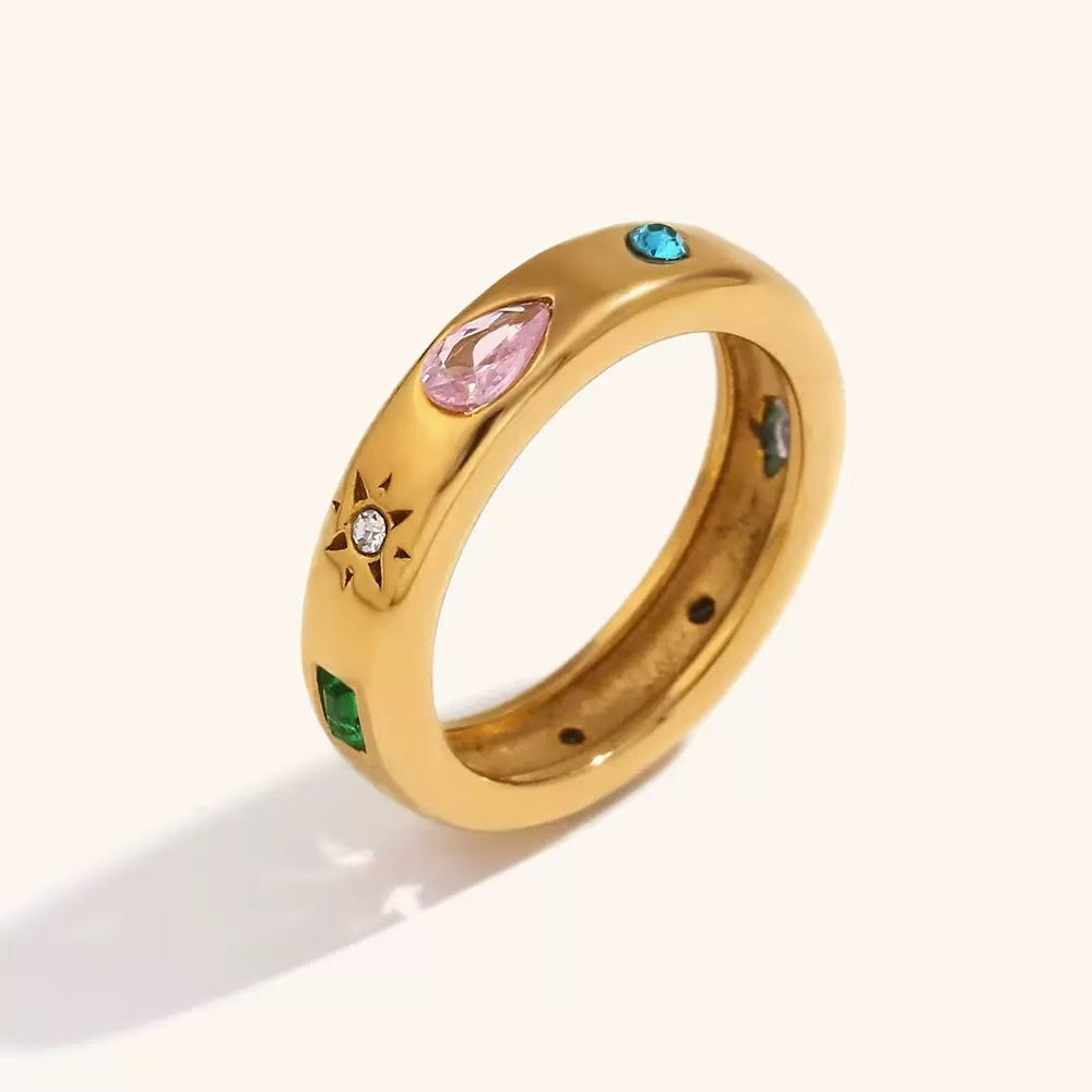 Anello “Segni Celesti” – Racconto Simbolico in Dettagli Incisi