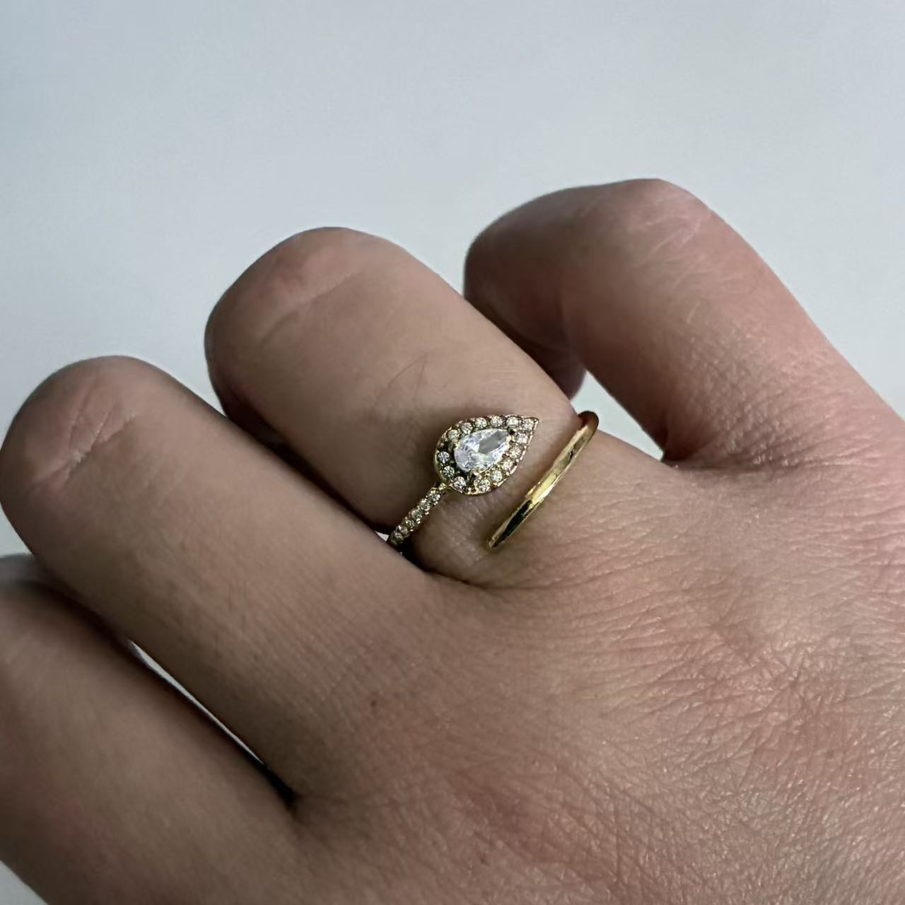 Anello “Goccia di Luce”