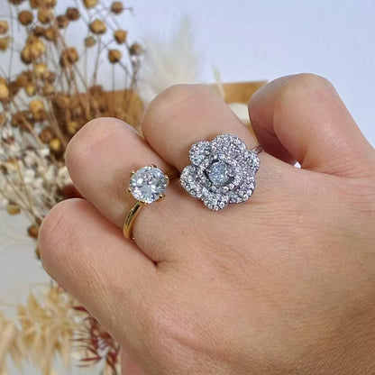 Anello “Fiore di Cristallo” – Raffinatezza che Sboccia