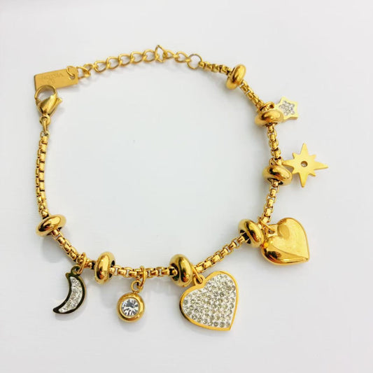 Bracciale con Ciondoli Astrali – Mix Stelle, Luna e Cuori