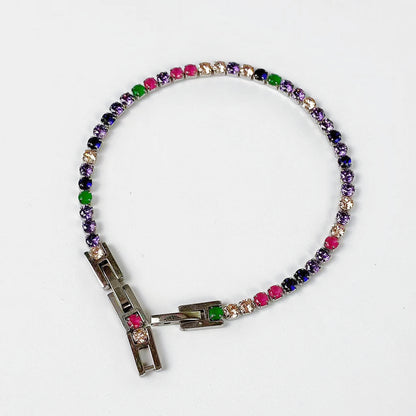 Bracciale “Carezza Continua” – Eleganza Lineare dal Segno Raffinato