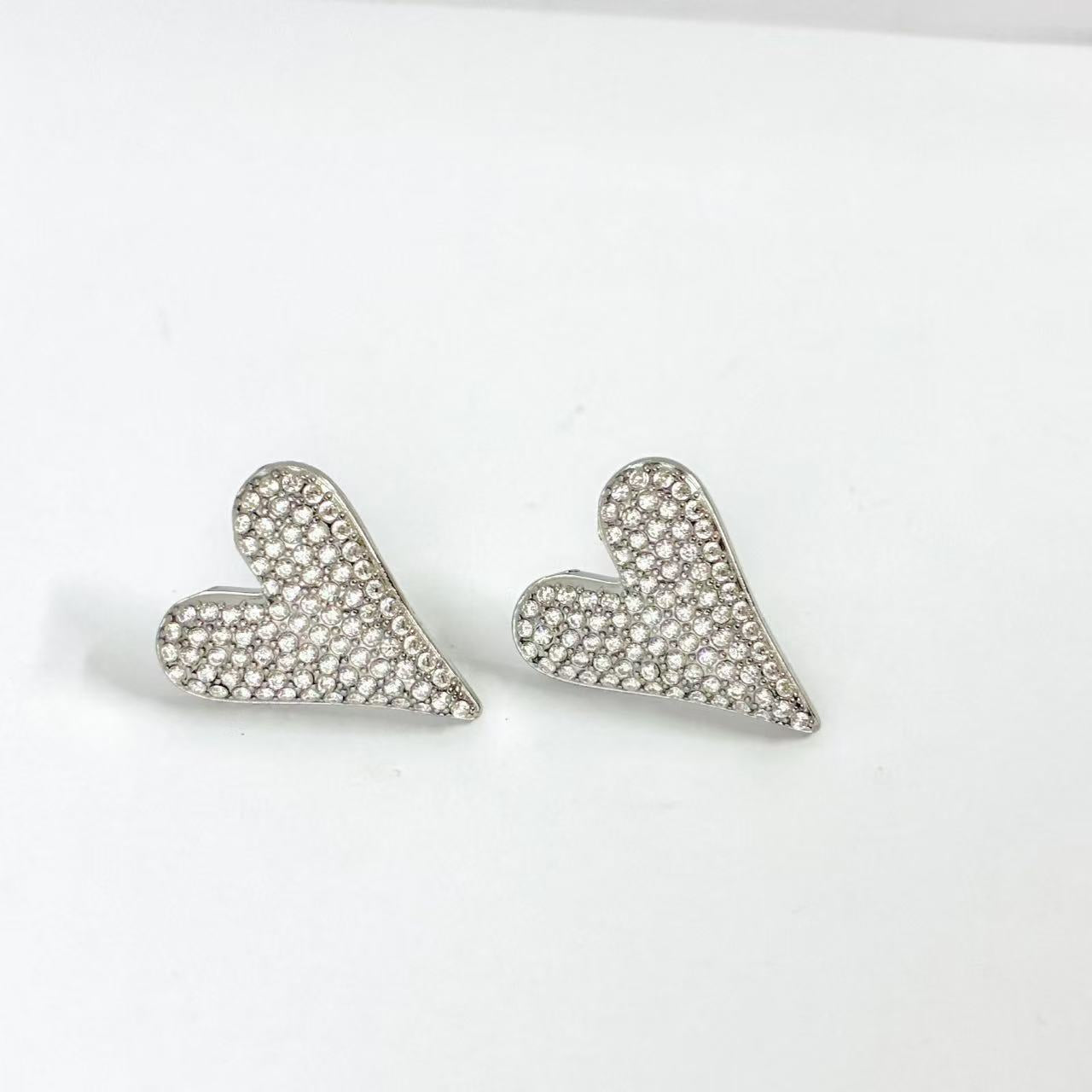 Orecchini “Cuore Pavé Sparkle” – Eleganza Luminosissima