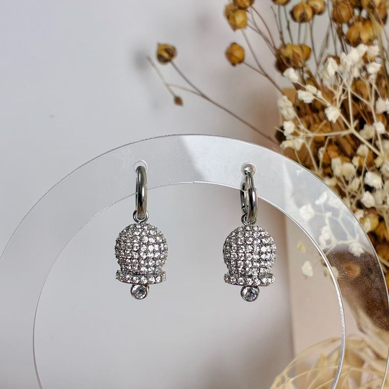 Orecchini “Sfera di Brillio” – Raffinatezza in Movimento