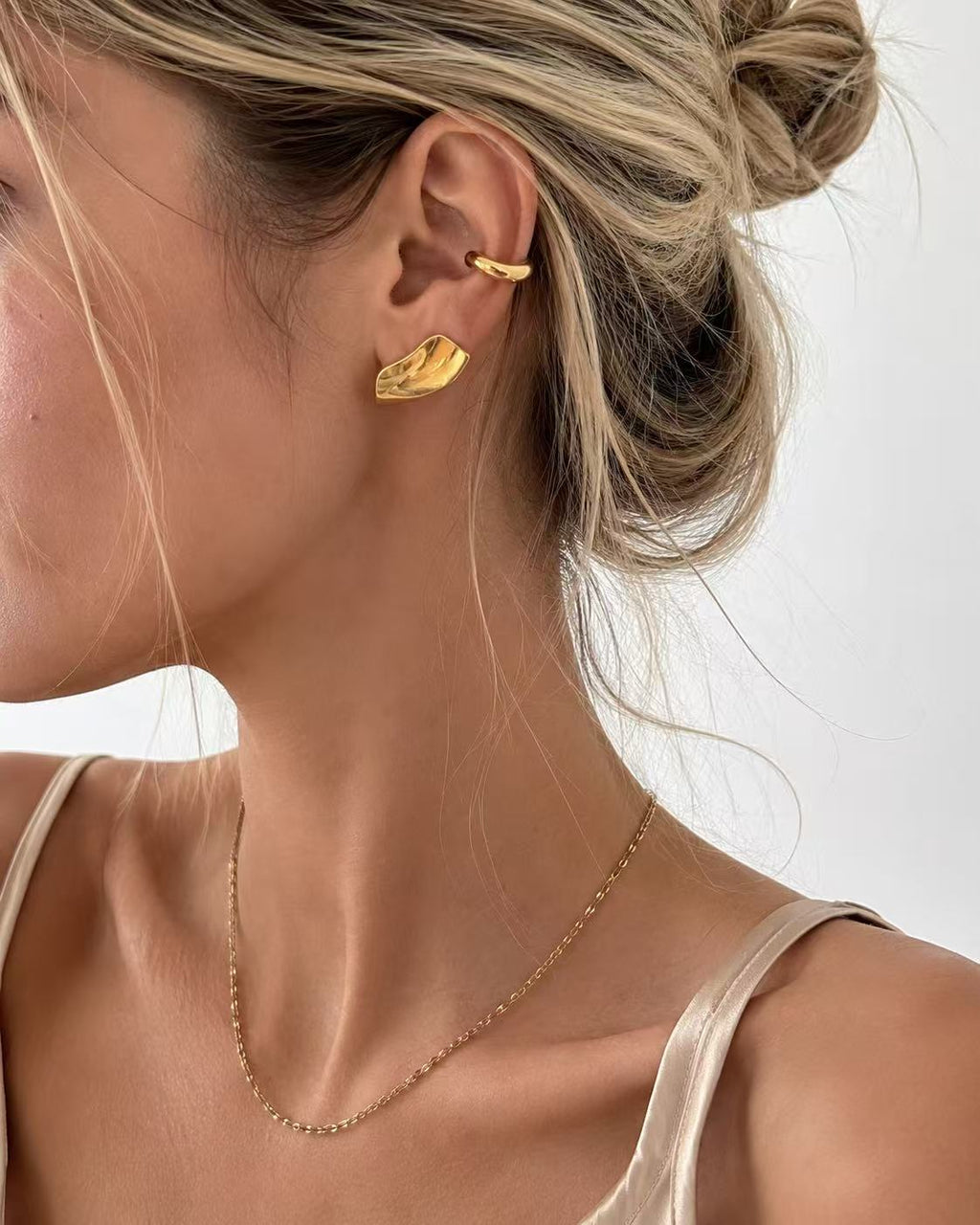Ear Cuff Cocoon